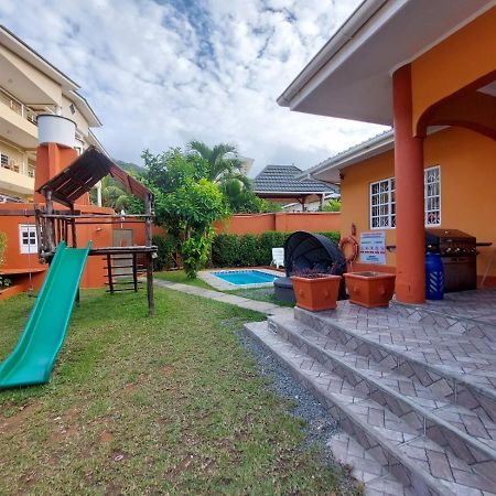 Beau Vallon Villa Self Catering With Pool Kültér fotó