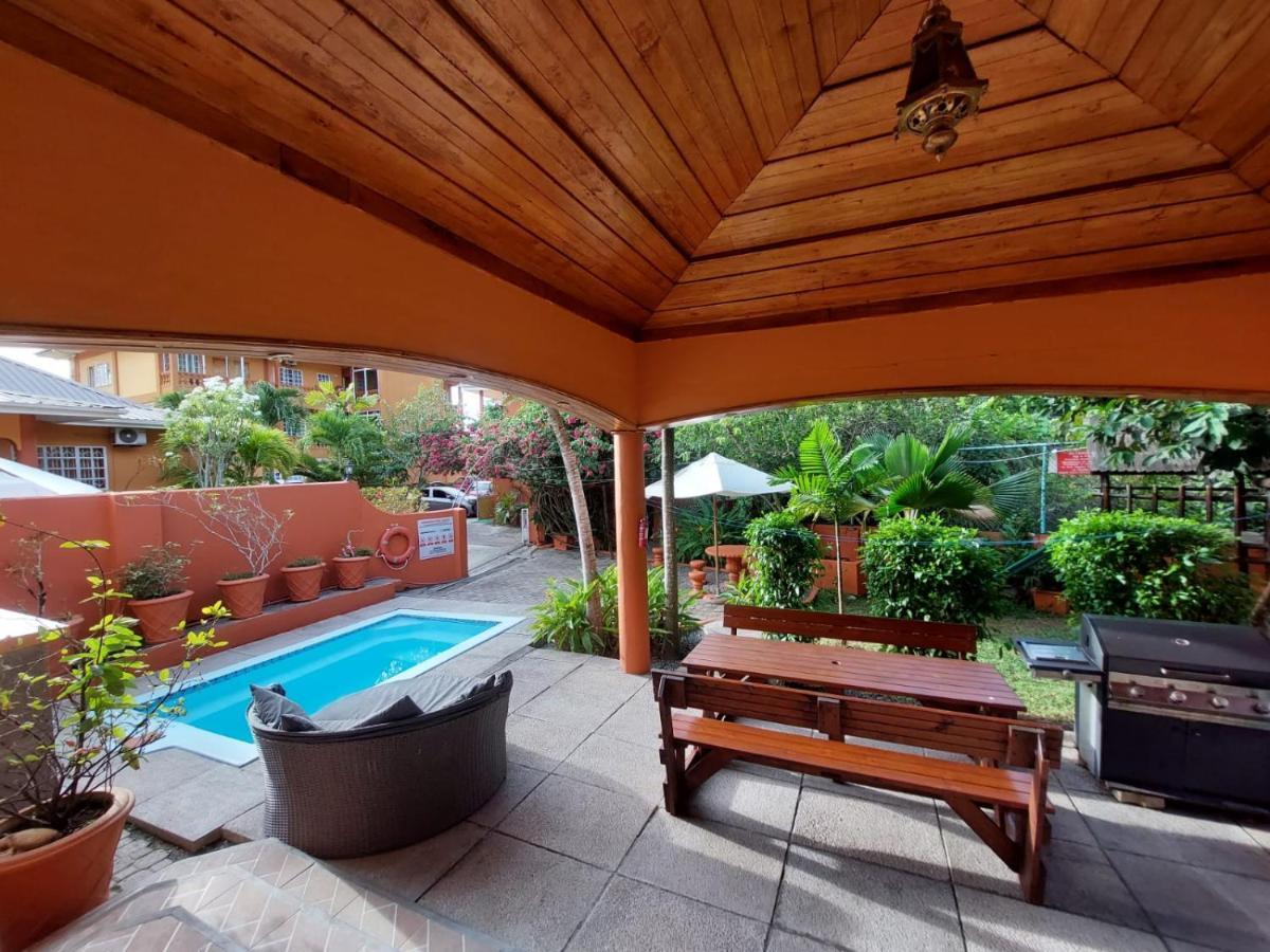 Beau Vallon Villa Self Catering With Pool Kültér fotó