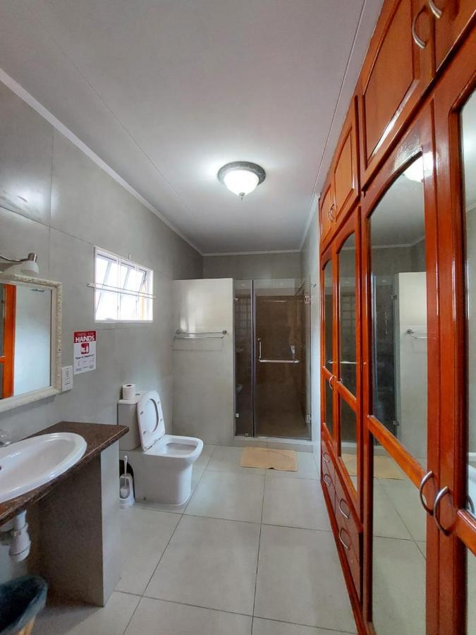Beau Vallon Villa Self Catering With Pool Kültér fotó