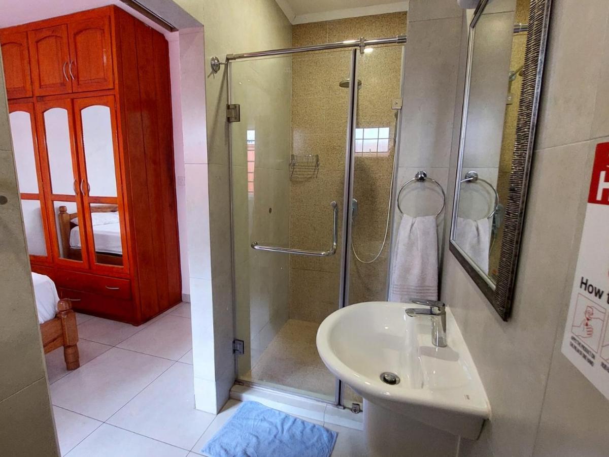 Beau Vallon Villa Self Catering With Pool Kültér fotó