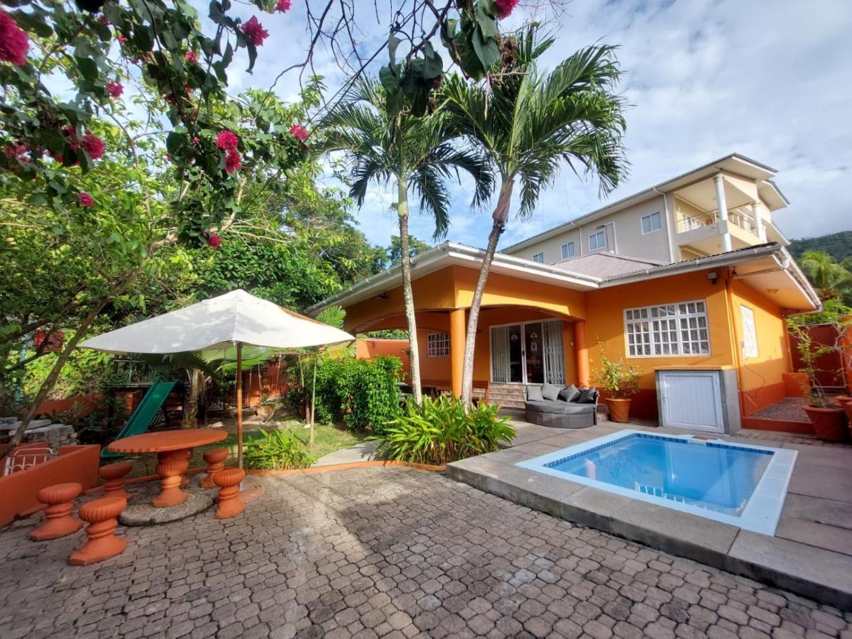 Beau Vallon Villa Self Catering With Pool Kültér fotó